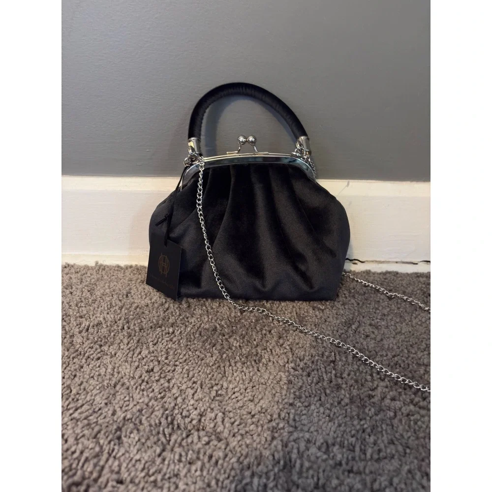 House of‎ Harlow 1960 Black velvet Kiss Lock Top Handle Clutch Crossbody NWT